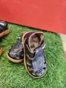 Black chu-chu(sound) kids sandals